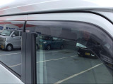 スタッフが損害保険資格を持っておりますので、自動車保険の試算や各保険会社の保険料比較等についてもお気軽にご相談ください (当店は『損保ジャパン日本興和』 『東京海上日動』 の代理店です)。