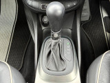 シームレスなシフトチェンジを実現するデュアルクラッチ オートマチックトランスミッションを採用。
