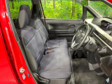 運転席シート廻りは使用感も少なく、良好な状態となっています。丁寧に使われていたことがよくわかりますね。