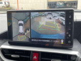 スマホにつなげば地図にもオーディオにも!