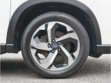 純正アルミホイール タイヤサイズは225/55R18