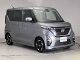 【車両状態証明書】査定協会公認のプロの検査員が公平かつ確かな基準で検査を実施。車両評価をもとに、安心しておクルマをお選びいただけます。