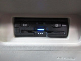 ETC車載器搭載です。スマートICも増えてきており、必須装備といって良い便利装備です。