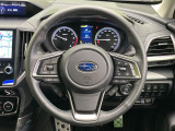 【純正革巻きステアリング】上質な革を使用することで、手にしっかり馴染みとても運転しやすいハンドルです♪