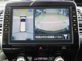 アラウンドビュー☆空から見下ろすような視点で、スムーズな駐車と安全確認をサポート!運転の心強い味方になってくれます♪