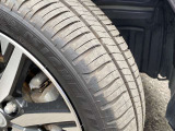 タイヤサイズは165/55R15になります。