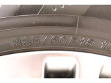 225/60R18    車両装着タイヤサイズです。 タイヤのご相談も石川トヨペットカローラにお任せください