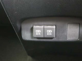 前部センターにUSB-A2つありますので、運転席・助手席の方それぞれのスマホ等充電可能です。