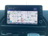 ナビは9インチホンダコネクトナビ(LXM-242ZFNi)が装着されております。フルセグTV、Apple Car Play、Android Auto、USB、Bluetoothが使用できます。