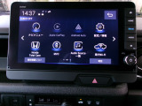 【ナビゲーション】9インチホンダコネクトナビを装備。AppleCarPlay&AndroidAuto/AM/FM/Bluetoothオーディオ/フルセグTVがご利用いただけます