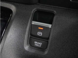 ◆オートブレーキホールド機能付き電子パーキングブレーキ◆ブレーキペダルを足から離しても停車状態を保ちます。アクセルを踏めば自動でブレーキが解除され、発進可能!