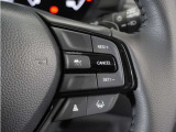 ◆アダプティブクルーズコントロール◆予め設定した車速内でクルマが自動的に加減速。前走車との適切な車間距離を維持しながら追従走行します。【LKAS】車線維持支援システムでステアリング操作を支援。