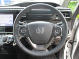握りやすい大きなハンドルで運転しやすいです♪