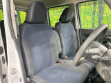 ドライバーによって運転しやすいポジションは異なり、あの車はどうなのか不安なこともありますよね。気になるお車は店頭で乗り込んでご確認いただけます♪