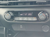 車内を快適な温度にしてくれるオートエアコン
