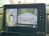 【アラウンドビューモニター】専用のカメラにより、上から見下ろしたような視点で360度クルマの周囲を確認することができます☆死角部分も確認しやすく、狭い場所での切り返しや駐車もスムーズに行えます。