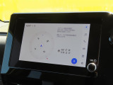 ディスプレイオーディオ(コネクティッドナビ対応)搭載。Tコネクトご契約で2030年7月までナビ機能が無償で利用できます。期限到来後は有償で継続可能です。(車載ナビは非搭載)