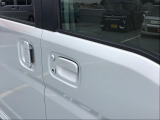 展示している中古車には保証をお付けしています。新車保証継承、OK保証、OK保証プレミアム、OK保証プラスなど年式やお車の状態によって保証内容が異なります。