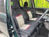 運転席シート廻りは使用感も少なく、良好な状態となっています。丁寧に使われていたことがよくわかりますね。