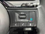 日産のプロパイロット用操作スイッチ。自動車専用道路や高速道路でドライバーの運転操作をアシストします