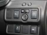 エマージェンシーブレーキ装備です。