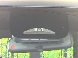 【トヨタセーフティセンス】走行中に前方の車両等を認識し、衝突しそうな時は警報とブレーキで衝突回避と被害軽減をアシスト。より安全にドライブをお楽しみいただけます。