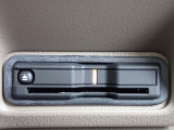 ■【ETC車載器】が装備されています。セットアップをしてお渡しとなり、ETCカードを差し込むだけで高速道路の利用が可能です。