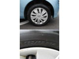 純正14インチフルホイールカバーに、155/65R14タイヤを装着しております。