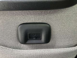 後席専用USB電源ソケットを装備!!後ろに乗っても退屈させません♪