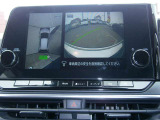 アラウンドビューモニター!空から見下ろしているかのような映像を映し出します。駐車時には安心ですよね♪