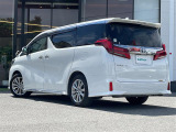 店舗にて現車の確認もいただけますので、お電話で在庫のご確認の上是非ご来店くださいませ。