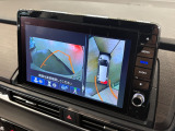 バックギアに入れるだけで自動でリヤカメラに切り替わります!車庫入れやバックが苦手な方にオススメ!