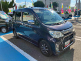 中古車をお選びいただく際に気になる走行距離や修復歴などに加えてキズ・凹みの有無・状態や消耗品の交換、今までの整備状況が &ldquo;ダイハツ認定中古車カルテ&rdquo;でわかります。