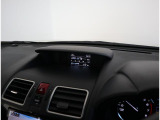 マルチファンクションディスプレイです。先進安全技術などの作動状況や燃費情報など、車両のさまざまな情報を表示できます。