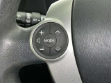 ステアリングスイッチ装備!運転しながら手元でオーディオの操作などができます。