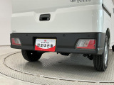 【コーナーセンサー】駐車が苦手な方には特におススメの装備です!搭載されたセンサーで障害物を検知、距離に応じてブザー音で段階的に知らせてくれます♪