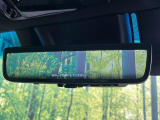 【デジタルインナーミラー】後席の大きな荷物や同乗者で後方が確認しづらい時でも安心!カメラが撮影した車両後方の映像をルームミラー内に表示。クリアな視界で状況の確認が可能です!