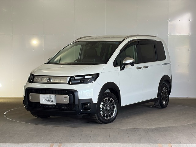 フリード 1.5 クロスター 4WD