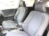 クリーニングをしっかり行っていますので、運転席・助手席どちらもきれいになっております!