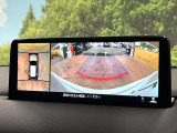 【360&deg;ビューモニター】専用のカメラにより、上から見下ろしたような視点で360度クルマの周囲を確認することができます☆死角部分も確認しやすく、狭い場所での切り返しや駐車もスムーズに行えます。