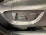 【パワーシート】スイッチ一つで簡単にシートの微調整が可能!電動だから力もいりません!快適なシートポジションにセットして、快適なドライブをお楽しみください。
