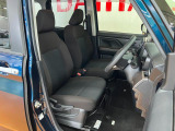 運転席広々