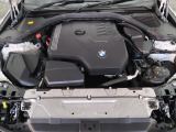 安心のBMW認定中古車は100項目の箇所を徹底的にチェック致します。機械的な箇所や電気系、コンピューターなどをご納車前に点検し、交換基準に達した部品は全て新品に修理返品した後にご納車致します。