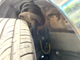お車を安心してお乗りいただく為には、足回りの定期点検が欠かせません。サービスサポート(有償保証)では無料点検もご提供しており、安心のカーライフをお過ごしいただけるサポート体制が整っています。