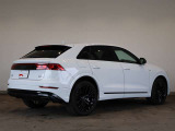 Audi Q8 55 TFSI quattro S line /Audi rings & ブラックスタイリング/アルミホイール 10Yスポークデザイン ブラックメタリック 10Jx22 /