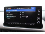 フルセグTVも視聴できます。Bluetooth接続をすれば音楽再生のみならずスマートフォンならばハンズフリー通話も可能です。