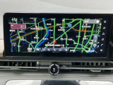 プロパイロットとリンクする12.3インチワイドディスプレイナビゲーションシステム、Apple CarPlayワイヤレス接続に対応、USB接続、Bluetooth機器にも対応。