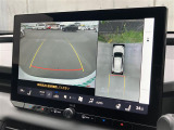 【 全方位カメラ 】上から見下ろしたように駐車が可能です。安心して縦列駐車も可能です♪