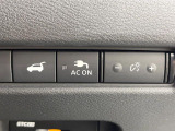 【パワーバックドア】スマートキーや運転席のボタンを押すだけでリアゲートが自動で開閉します!荷物を持っている時や、高い位置にあるバックドアを閉める際に便利な機能です♪
