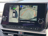 【アラウンドビューモニター】はまるで上から見ているような視点で周囲を確認できます!駐車が苦手な方でも安心して駐車できますね♪